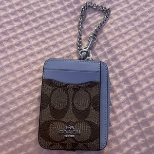 Coach Zip Card Case in Signature Canvas